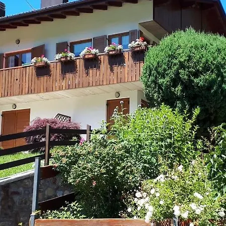 Alpine - Casa Di Gio Temù
